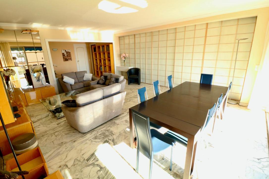 2, 3 And 4 Bedroom Sea View Forville Apartments 5 Mins From The Palais Канны Экстерьер фото