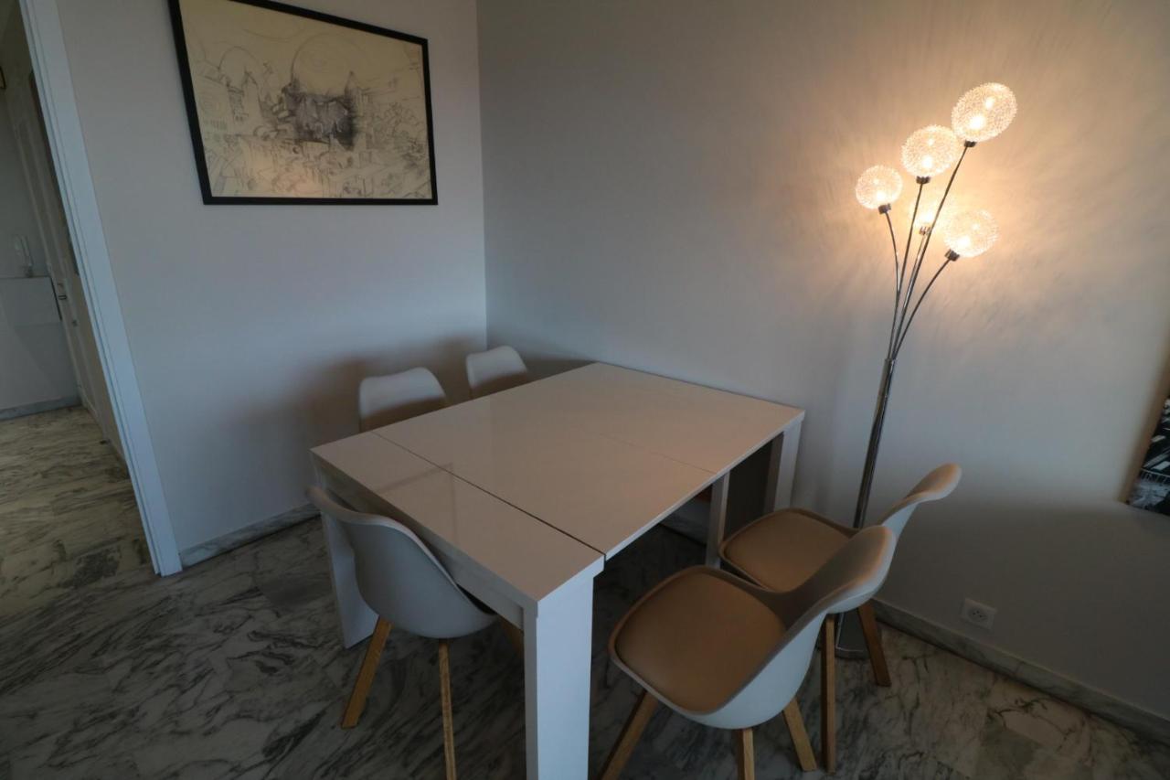 2, 3 And 4 Bedroom Sea View Forville Apartments 5 Mins From The Palais Канны Экстерьер фото